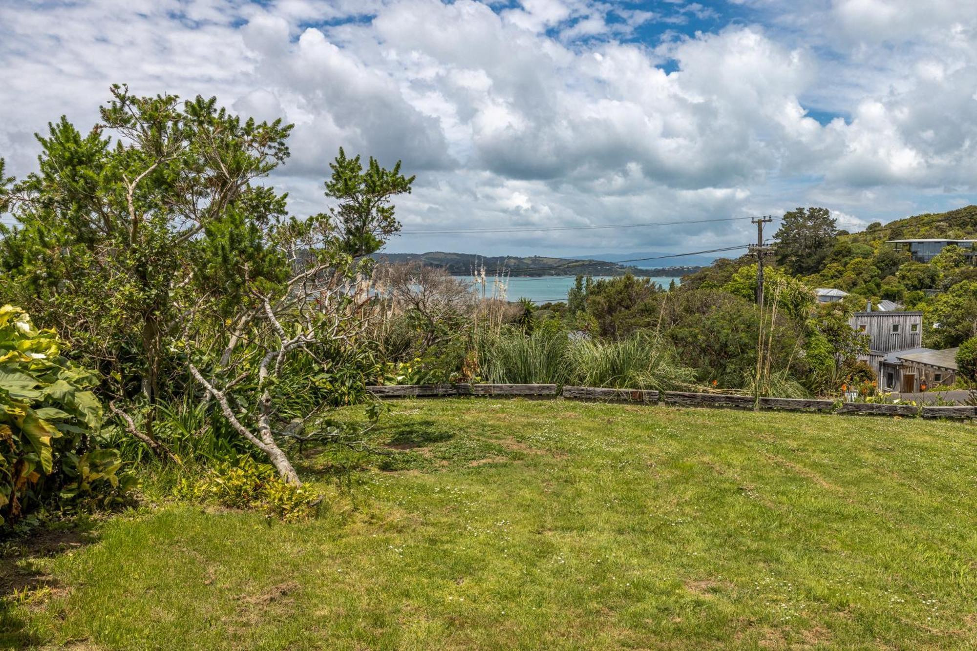 Church Bay Views - Stay Waiheke Oneroa Экстерьер фото