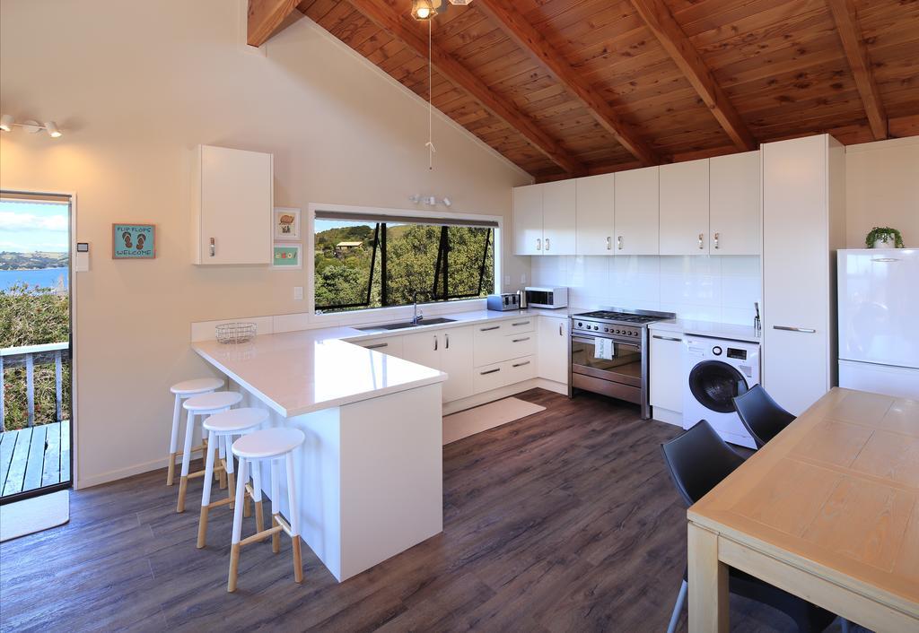 Church Bay Views - Stay Waiheke Oneroa Экстерьер фото